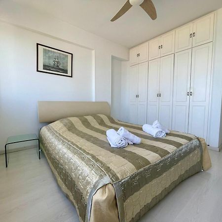 Sea View Suite In Makenzy 라르나카 외부 사진